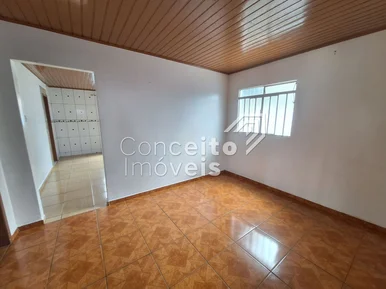 Residência Com Edícula - Uvaranas