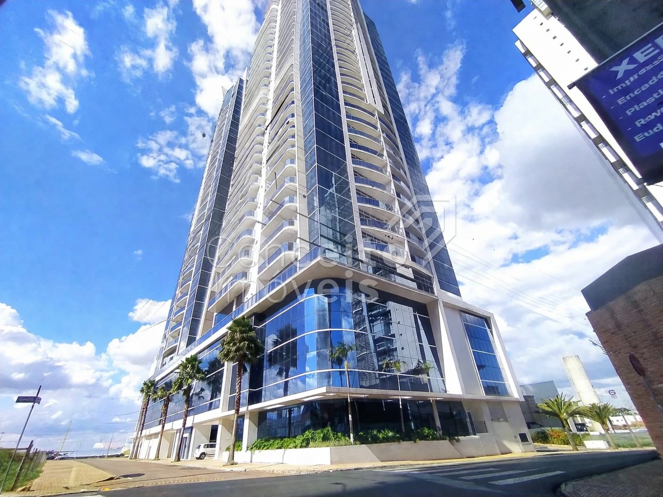 Edifício Cote D\'azur - Torre Cannes - Apartamento