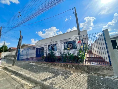 <strong>Residência com Amplo Terreno - Vila Dal Col - Uvaranas</strong>