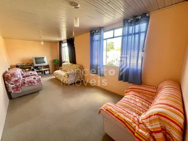 Residência Com Amplo Terreno - Vila Dal Col - Uvaranas