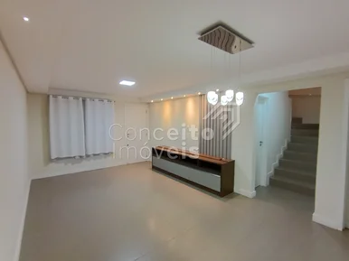 Sobrado Semi Mobilado - Jardim Carvalho