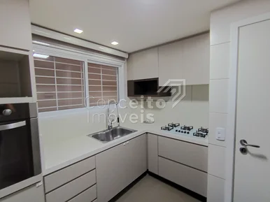 Sobrado Semi Mobilado - Jardim Carvalho