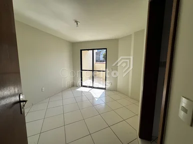 Condomínio Capitão Rivadávia Maciel - Oficinas - Sobrado