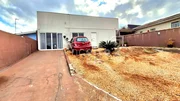<strong>Residência com amplo Terreno - Oficinas</strong>