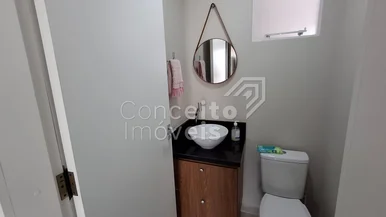Residência Com Amplo Terreno - Oficinas