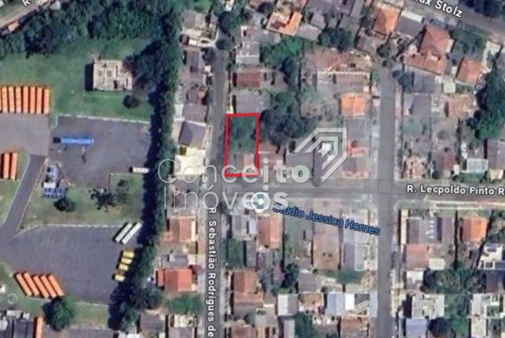 Terreno Com 420 M² - Oficinas