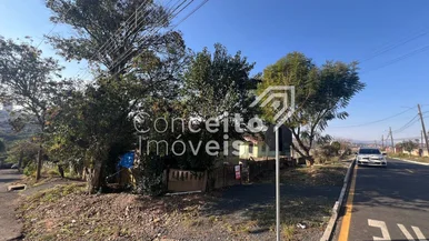 Terreno Com 420 M² - Oficinas