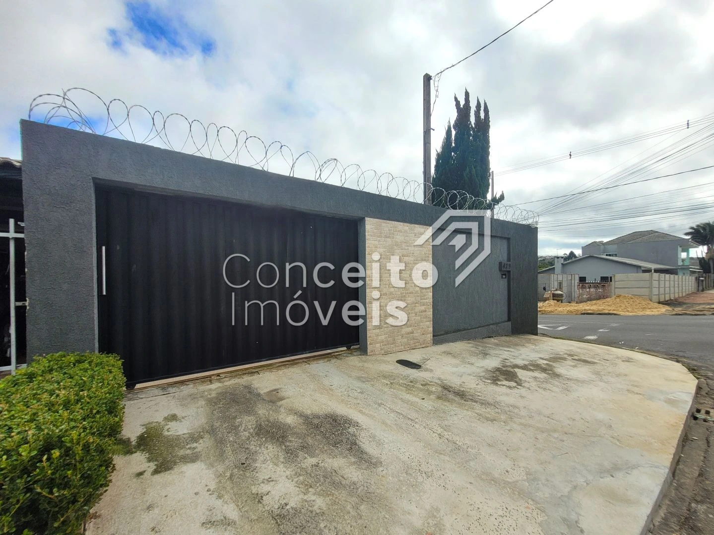 Imóvel Residencia / Comercial - órfas