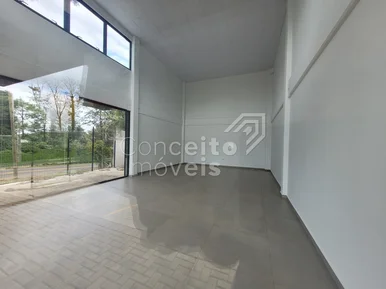 Fraternitá Mall - Uvaranas - Sala Comercial