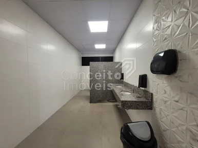 Fraternitá Mall - Uvaranas - Sala Comercial