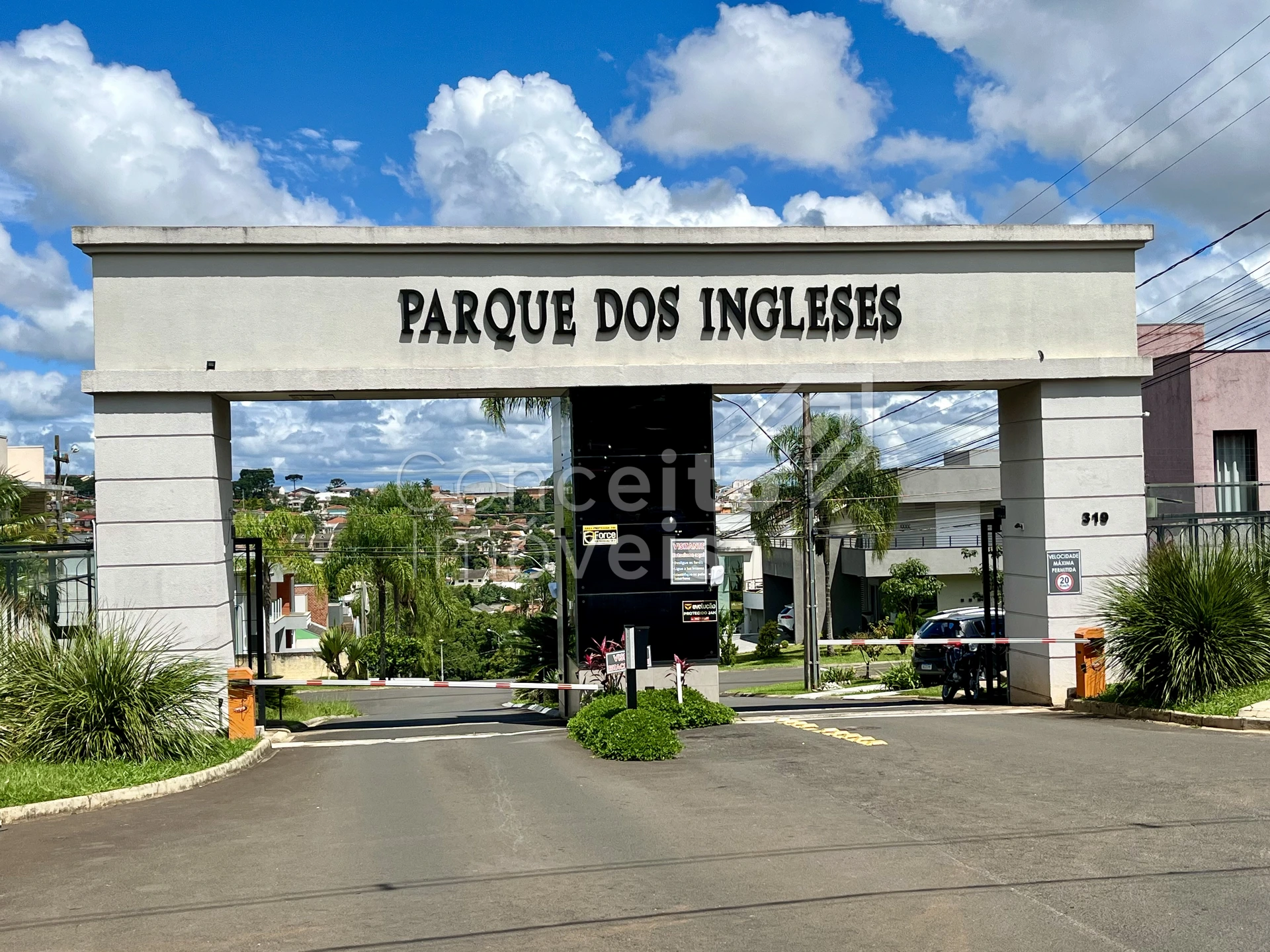 Condomínio Parque Dos Ingleses - Residência Alto Padrão