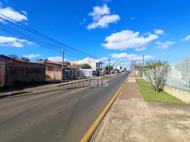 Terreno Com Edícula - Contorno