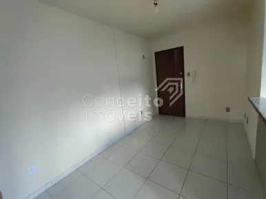 Edifício Marinaua  - Centro - Apartamento Semi Mobiliado