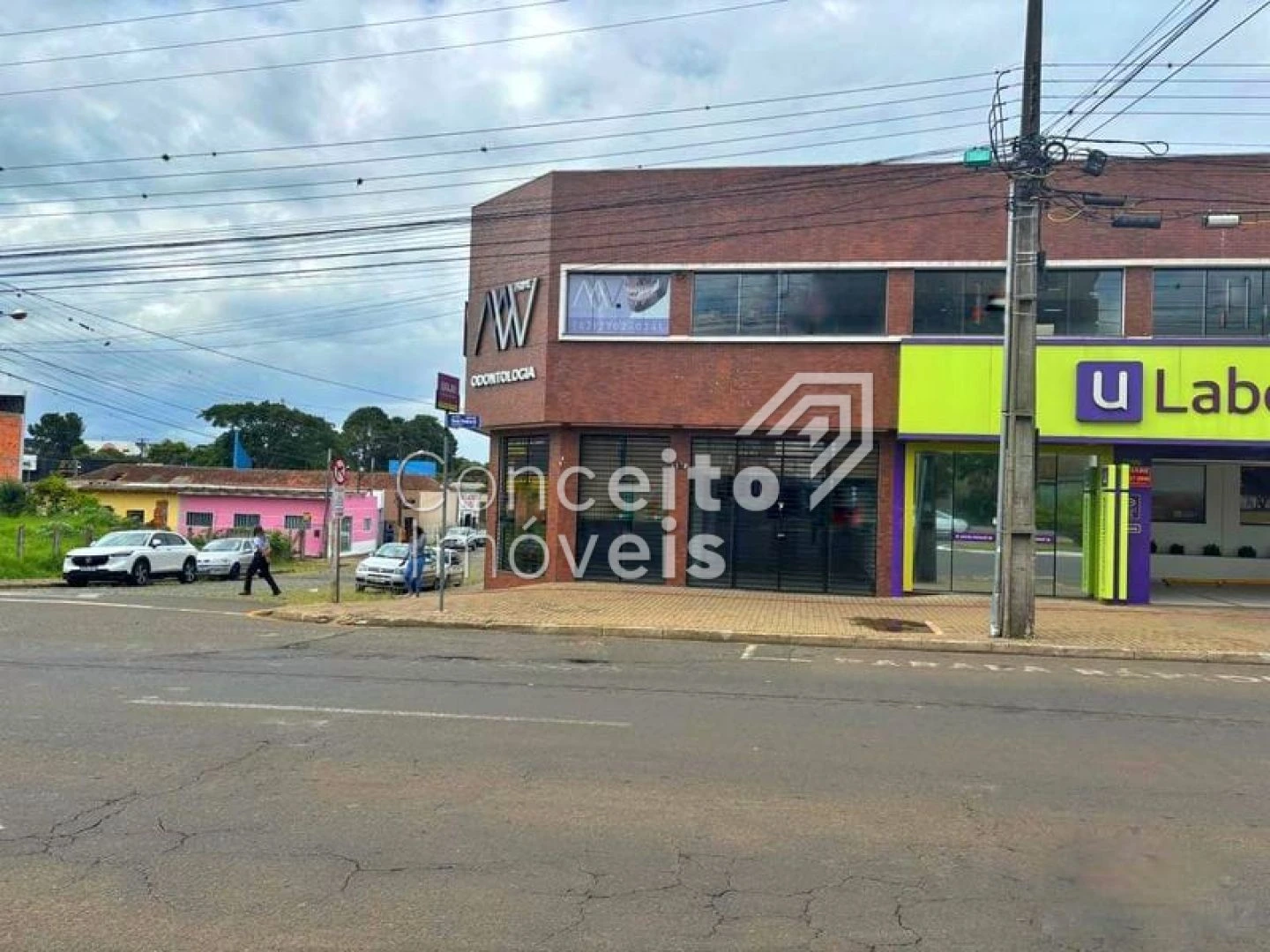 Sala / Ponto Comercial - Nova Rússia