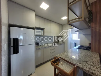 Edifício Rembrandt - Centro - Apartamento Semimobiliado