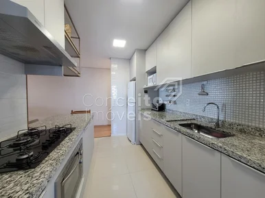 Edifício Rembrandt - Centro - Apartamento Semimobiliado