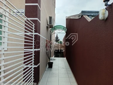 Triplex - Uvaranas - Semimobiliado