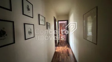 Residência Semi Mobiliada - Centro