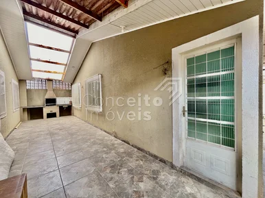 Condomínio Plátano I - Uvaranas - Casa Semimobiliada