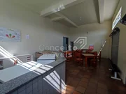 <strong>Sala Comercial com Depósito - Uvaranas</strong>
