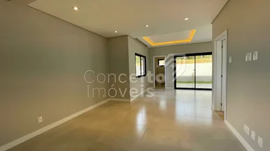 <strong>Condomínio Lá Riserva - Uvaranas - Residência Alto Padrão</strong>