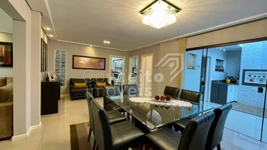 Residência Com Piscina - órfãs - Semimobiliada