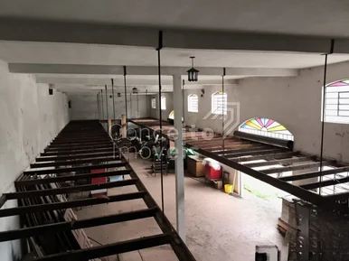 <strong>Barracão com 200m² - Centro</strong>