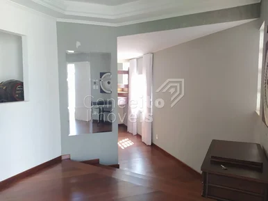 Casa Com Piscina - Oficinas