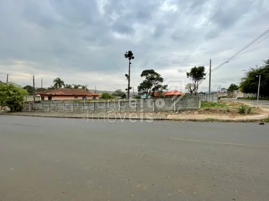 Terreno De Esquina Com 924 M² - órfãs
