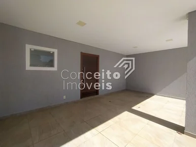 Sobrado Semimobiliado - Neves