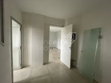 Edifício Riviera - Centro - Apartamento Reformado