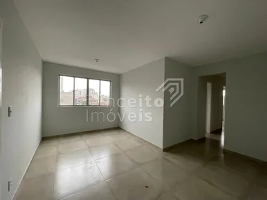 Edifício Riviera - Centro - Apartamento Reformado