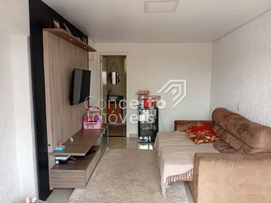 Residência Com Amplo Terreno - Oficinas