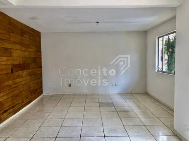 Sobrado Triplex - Jardim Carvalho