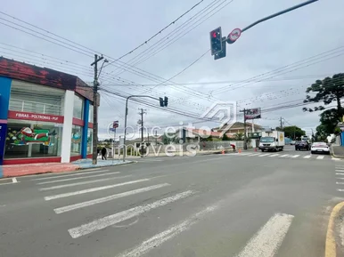 Imóvel Comercial De Esquina - Oficinas