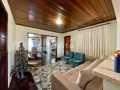 Residência Com Piscina - Oficinas