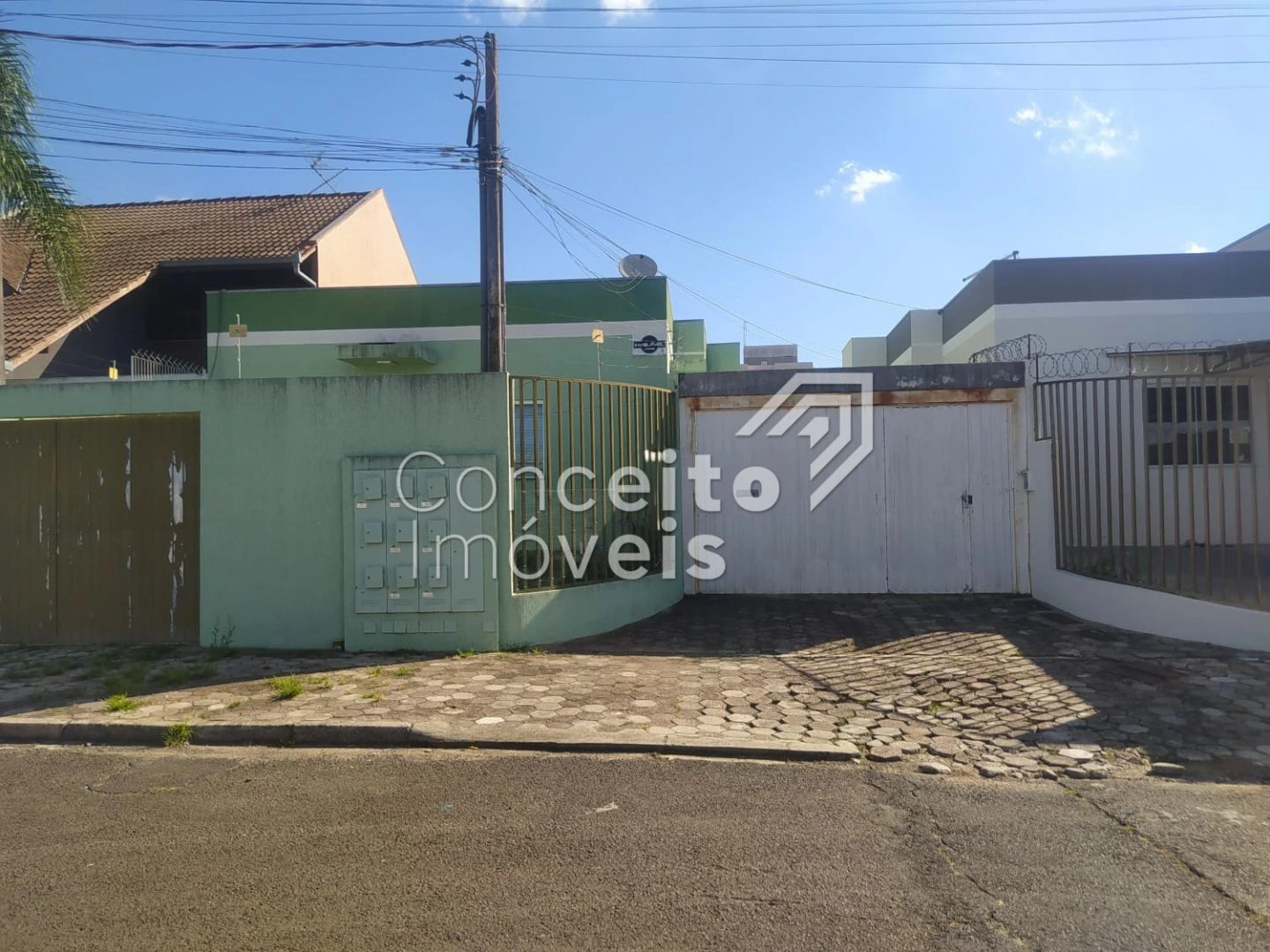 Condomínio Residencial Pinheiro - órfãs - Residência