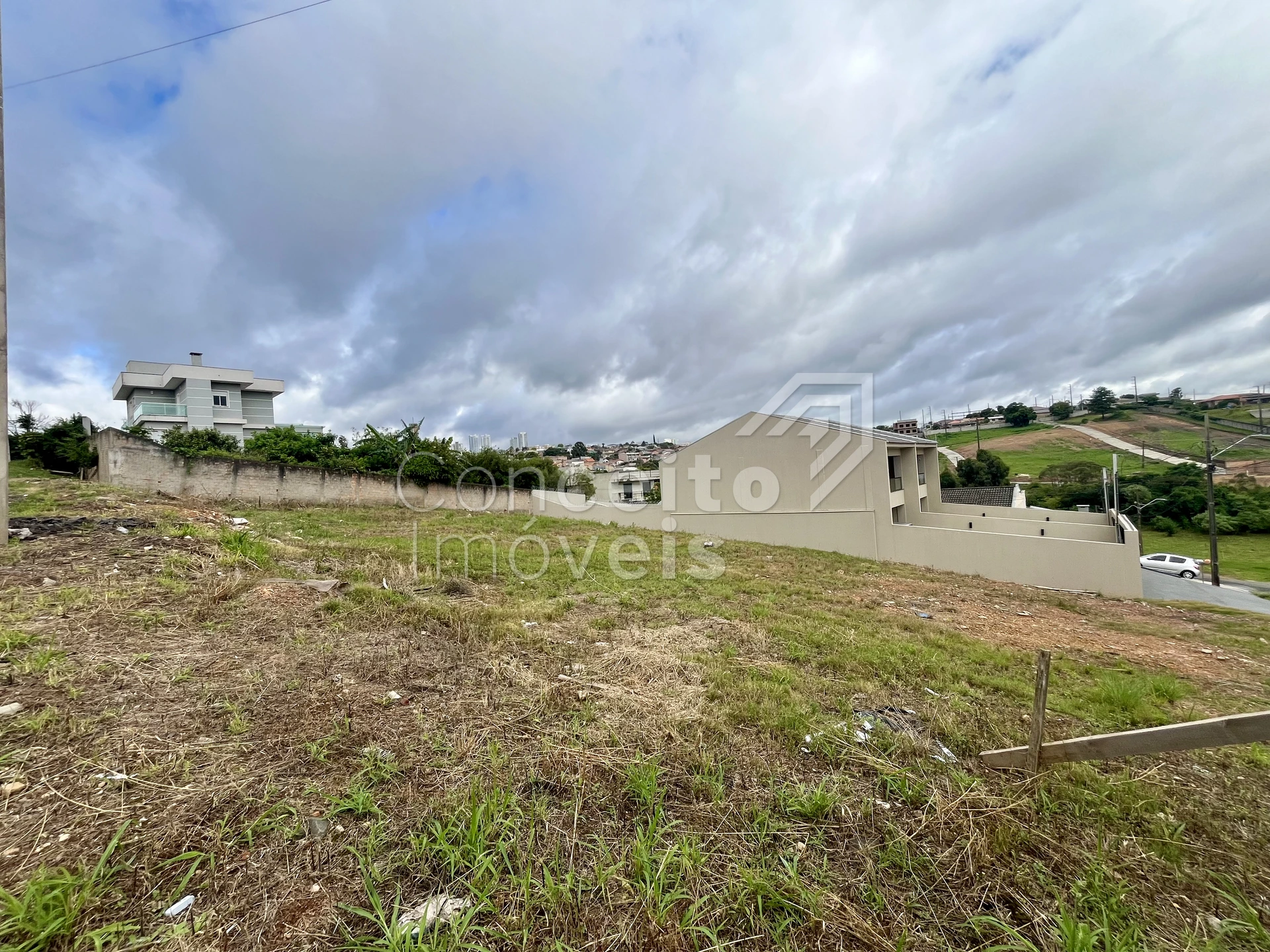 Terreno Esquina Com 840 M² - Olarias