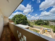 <strong>Sobrado com amplo Terreno - Contorno</strong>