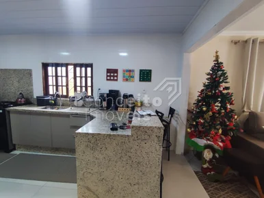 Residencia De Esquina Com Amplo Terreno - Uvaranas