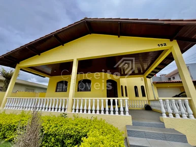 Residência Semimobiliada Com Edícula - Uvaranas