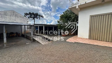 Residência De Esquina Com Amplo Terreno - Uvaranas