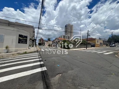 Terreno Comercial / Residencial - Centro