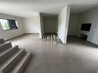 Sobrado Triplex - Jardim Carvalho