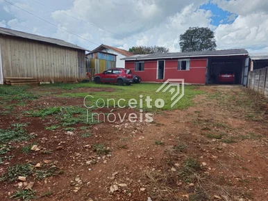 <strong>Casa para venda Bairro Uvaranas.</strong>