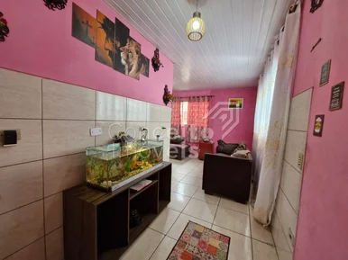 Residência Com Piscina - Neves