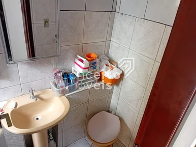 Residência Semimobiliada - Jardim Carvalho