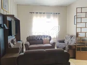 <strong>Casa com amplo terreno - Uvaranas</strong>