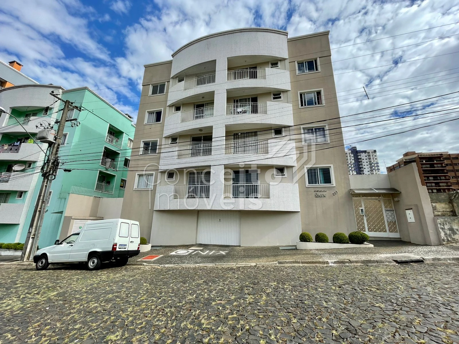 Edifício Onix - Centro - Apartamento Mobiliado