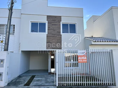 Sobrado Semimobiliado - Uvaranas